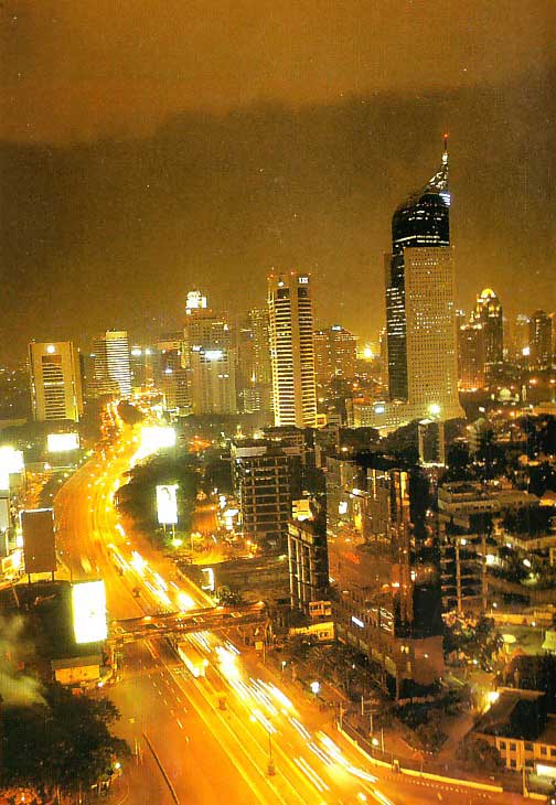 Jakarta di malam hari